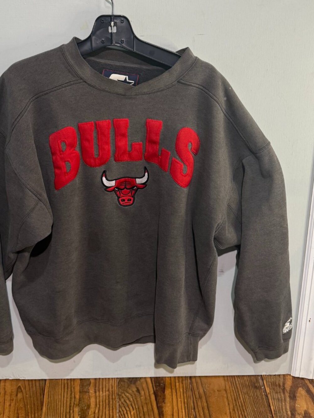 Chicago Bulls Starter Vintage Sweatshirt Men’s XL Gray Basketball Rare 1990s